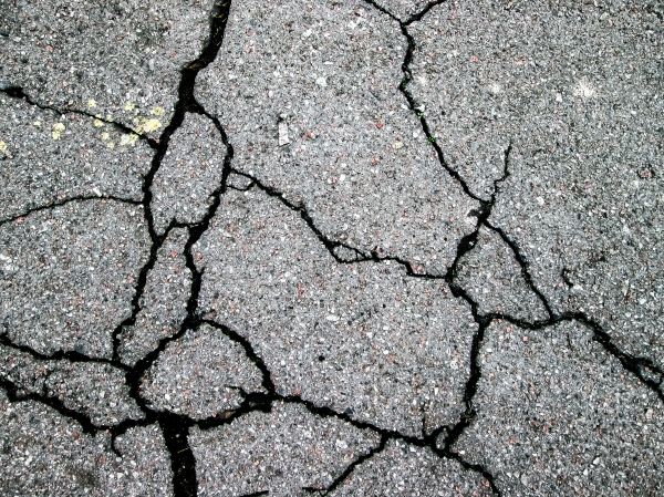 Driveway Crack Filling in Redwood City