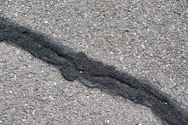Cost of Driveway Crack Sealing in Redwood City