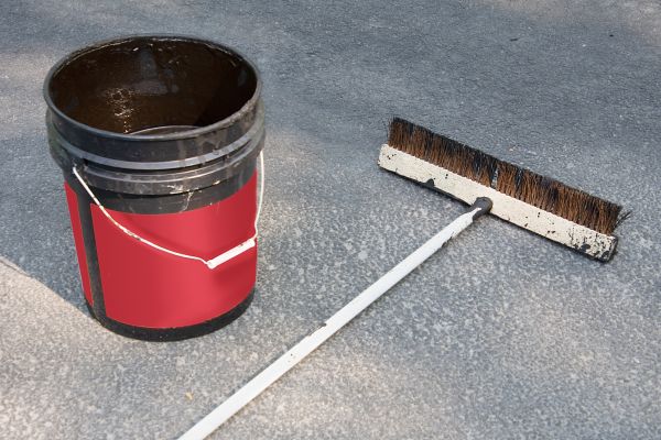 Cost of Tar Driveway Sealing in Redwood City